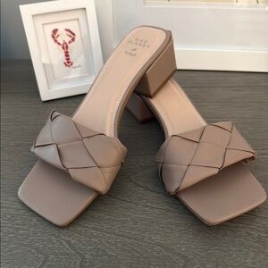 Tan Block Heel Woven Leather Shoes